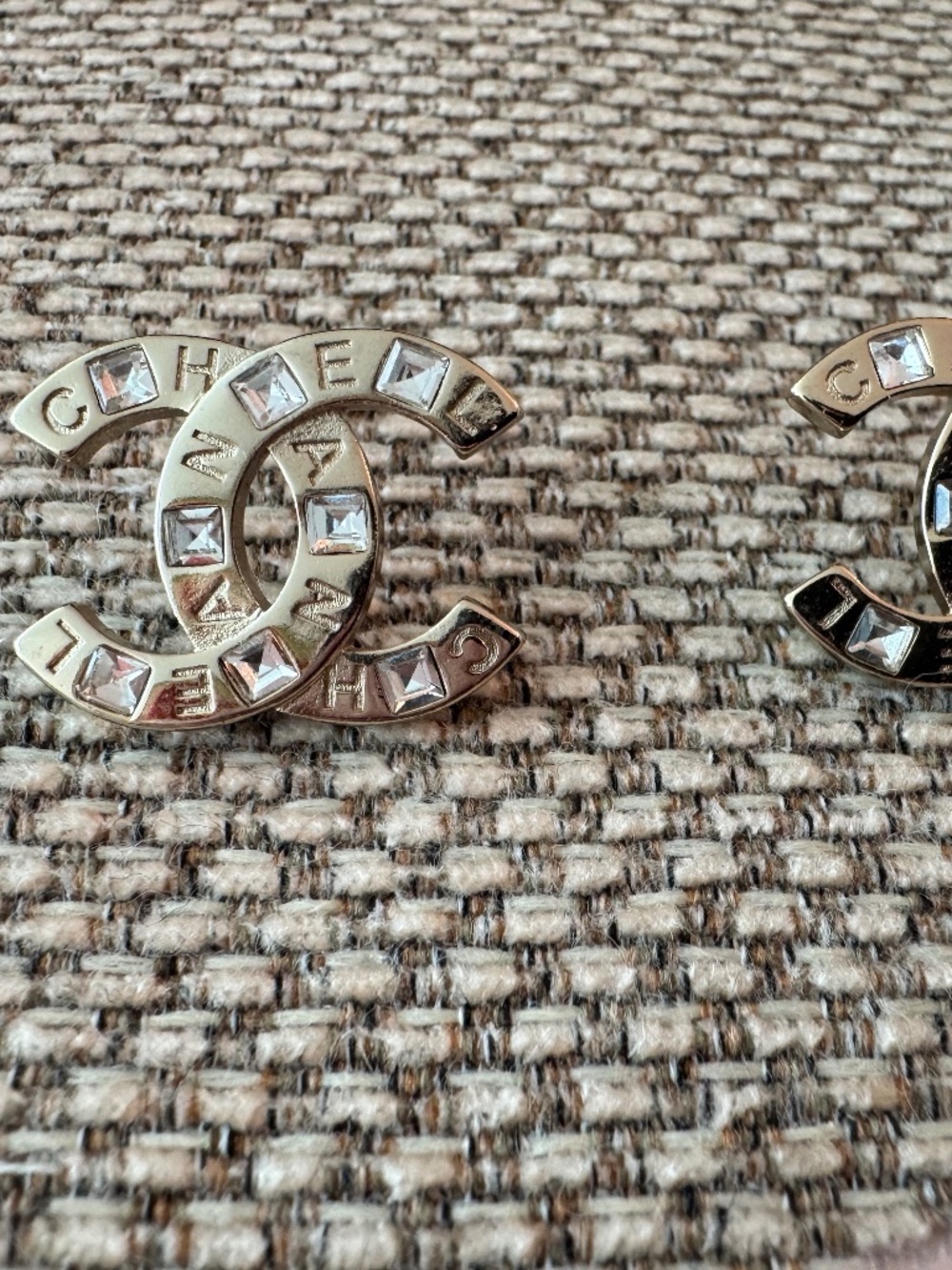 Limited Edition Classic Chanel CC Crystal Embellished Gold Plated Earrings - Picture 6 of 8